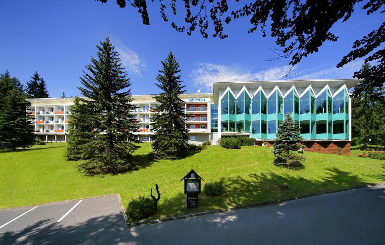 Interhotel Montana Spindleruv Mlyn Exterior foto