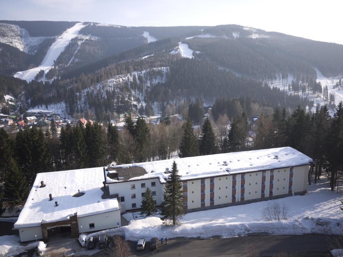 Interhotel Montana Spindleruv Mlyn Exterior foto